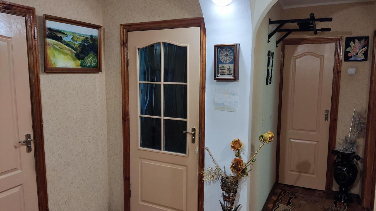 Аренда Квартиры Или Комнат В Квартире Zhmerynka Exterior photo